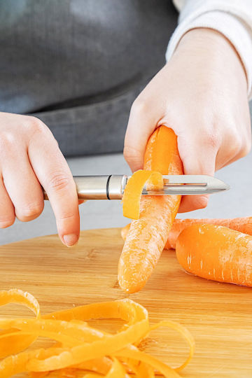 Kitchen Craft Обелвач/Почистващ За Плодове и Зеленчуци От Неръждаема Стомана