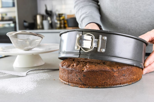 Kitchen Craft Bakeware Tin For Cake Round 2 Pieces