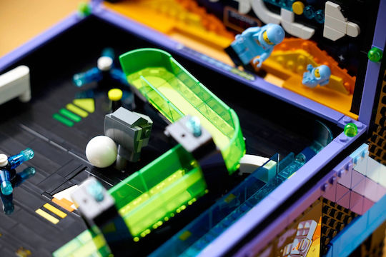 LEGO Icons Arcade Pinball Machine 2274 bucăți