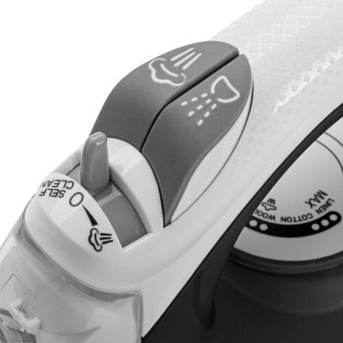 Adler Σίδερο Ατμού 2600W με Κεραμική Πλάκα