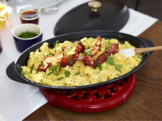 Staub Cratiță Ovală din Fontă 31x31cm 0.7lt
