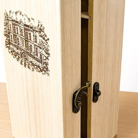 Premium Package 2 Wines In A Wooden Box Engraved Manor Illustration