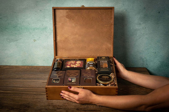 Deluxe Gift Set In A Box Sweets Coffee Tea Blooming