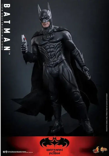 Hot Toys DC Comics Batman Action Figure in Scale 1:6