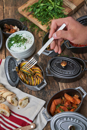 Staub La Cocotte Oval Cast Iron Dutch Oven 0.6lt