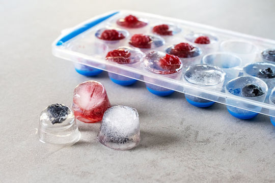 Kitchen Craft Silicone Ice Cube Tray with 21 Blue Slots