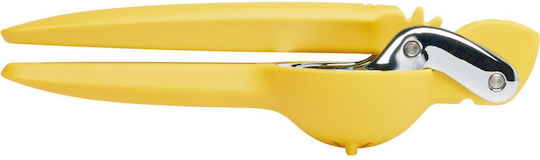 Hand Press Lemon made of Plastic in Yellow Color Hand Press Lemon made of Plastic in Yellow Color