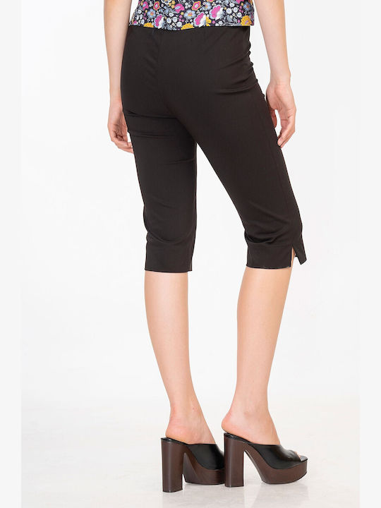 Women's High Rise Fabric Capri Trousers with Rubber Band in Regular Fit Black