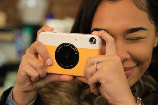 Kodak Printomatic Instant Camera Yellow