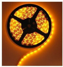 Bandă LED Impermeabilă 12V Lumină Galbenă Tip SMD3528 cu Sursă de Alimentare