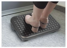 Maul Floating Desk Footrest