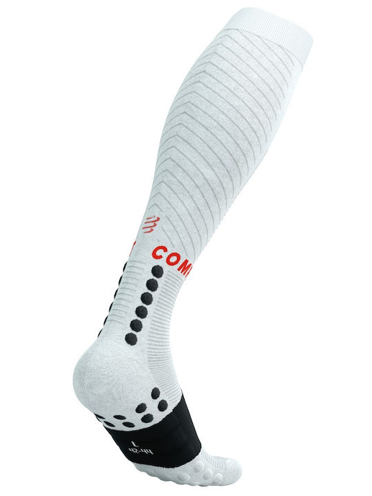 Compressport 2.0 Recuperare Sosete Sport Albe 1 Pereche