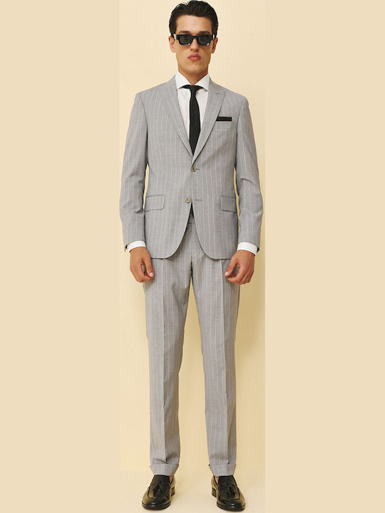 Guy Laroche