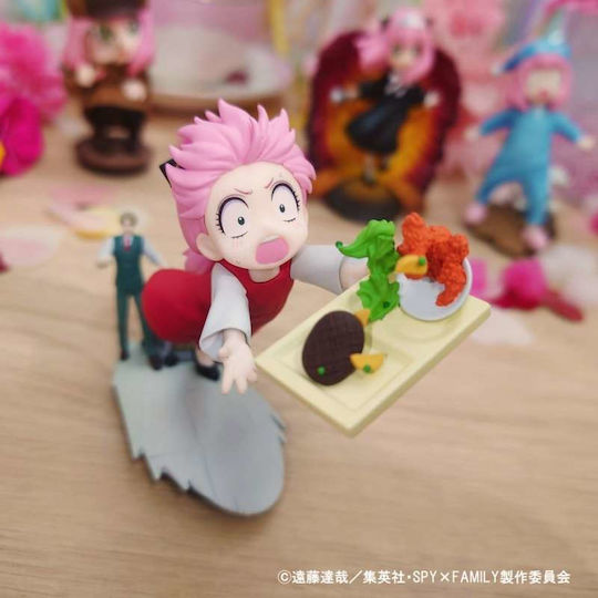 Megahouse Petitrama Figure
