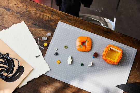 LEGO Конструктори Halloween Pumpkin Lantern за 9+ години 323 бр