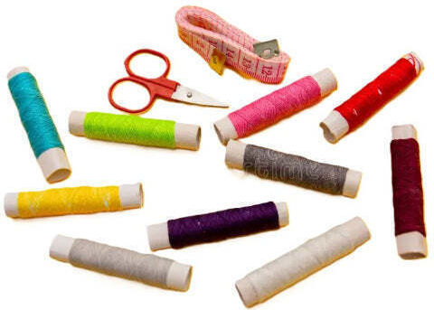 Sewing Needles Threads In A Cylinder Set 12 Colors