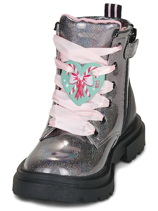 Kinderstiefel aus Lackleder mit Schnürsenkeln Silber