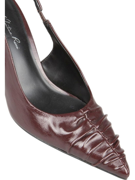 Rote Pumps