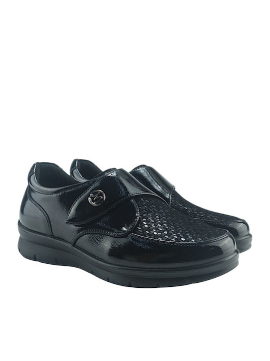 Women's Loafers In Black Color