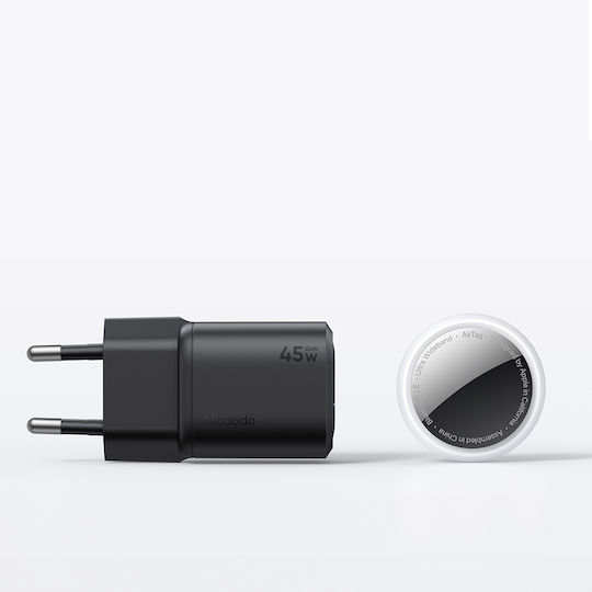 Mcdodo Încărcător Auto Cu Mufă De Brichetă 10.5W 2.1A Încărcare Rapidă Cu Porturi 1xUSB-A 2xUSB-C Culoare Neagră