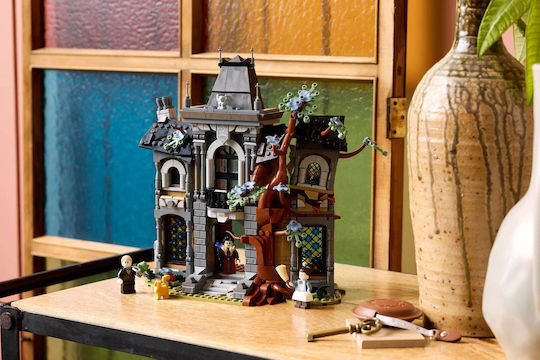LEGO Icons Къщата на кмета за 18+ години 1420 бр.