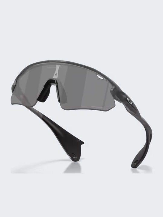 Oakley Unisex Sunglasses with Black Frame and Black Lens