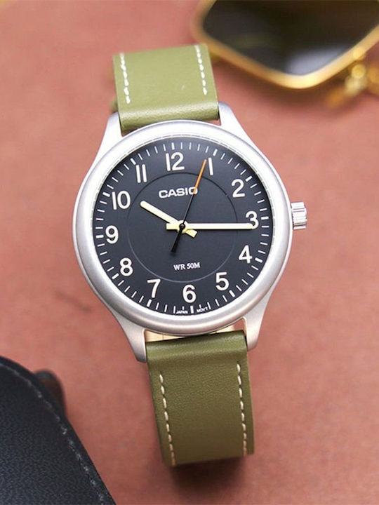 Casio Мъжки Часовник 39mm На Батерия с Зелен Кожен Каишка
