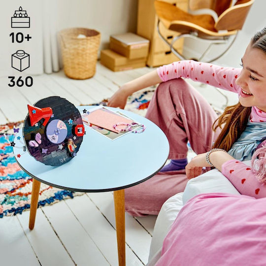 LEGO Издания Olivia Rodrigo's Vinyl за 10+ Години 360 Бр
