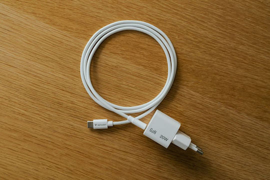 Verbatim GaN Charger with USB-C Port and USB-C - USB-C Cable 20W Power Delivery White Mini