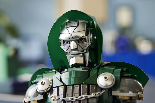 Lego Marvel Doctor Doom Bust Für 18+ Jahre 379 Stück
