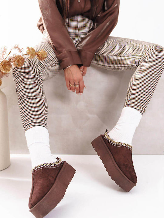 Καφέ Suede Clogs Πλατφόρμα Κεντητές Λεπτομέρειες