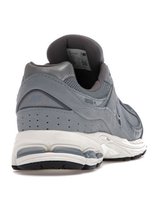 2002r Men's Sneakers Light Blue