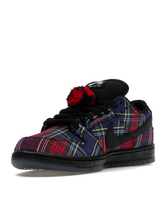 SB Dunk Low Sneakers Red