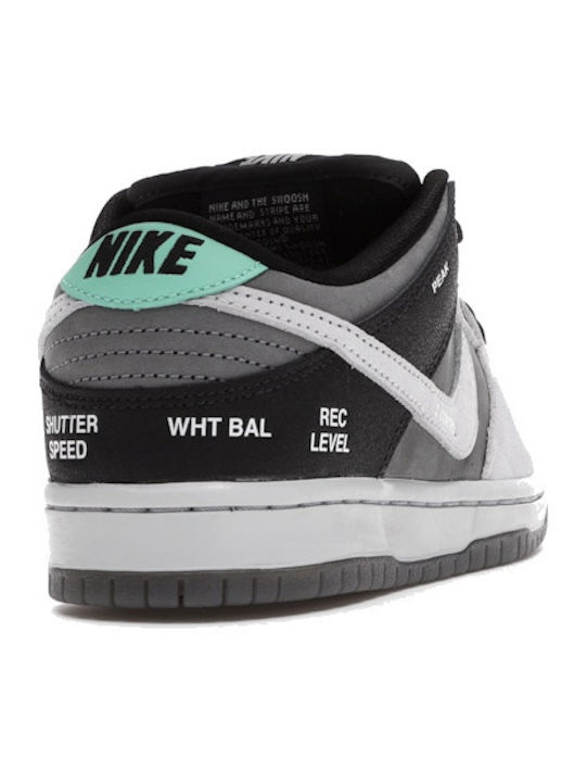 SB Dunk Low Sneakers Grey