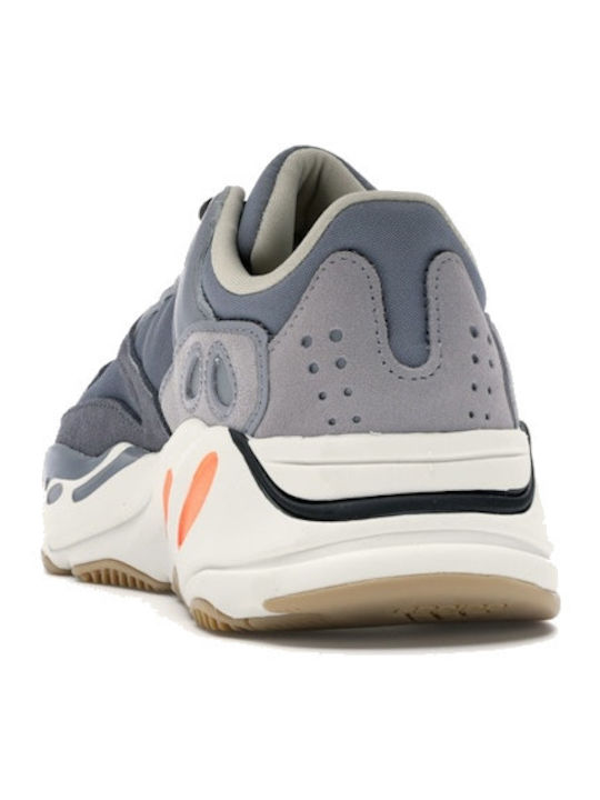 Yeezy Boost 700 Сникърси Magnet