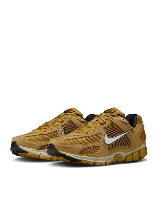 Nike Zoom Vomero 5 Сникърси Жълти