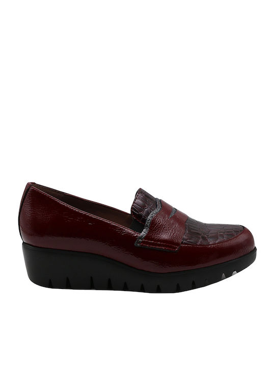 Women's Moccasins in Burgundy Color