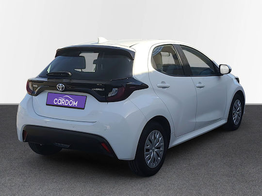 Toyota Ярис 1.5 HDF Бизнес '22