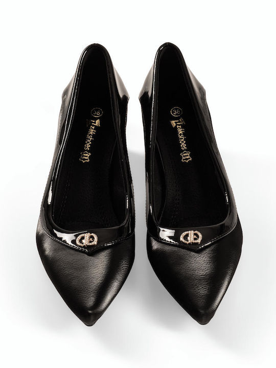Spitze Zehe Pumps aus Lackleder Schwarze