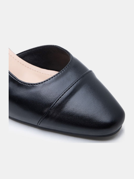 Pointed Toe Heels With Medium Heel Black