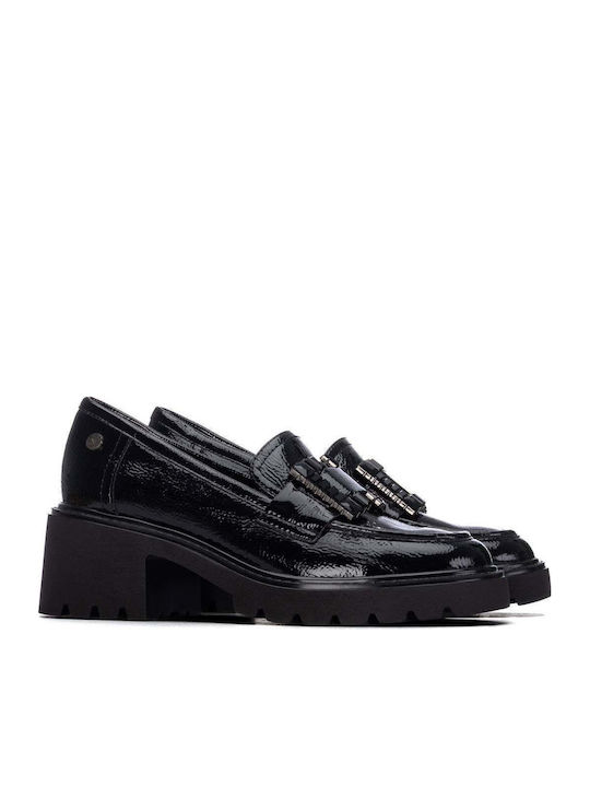 Lackleder Pumps Mit Mittelhohem Absatz Schwarz