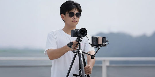 Ulanzi Aluminum Tripod with Spherical Head up to 45cm and Load Capacity 1.035kg