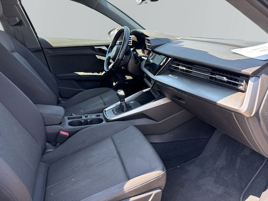 Audi A3 30 TFSI Sport Sedan '22