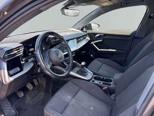 Audi A3 30 TFSI Sport Sedan '22