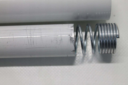 Wenko Teleskopische Duschvorhangstange aus Aluminium Weiße