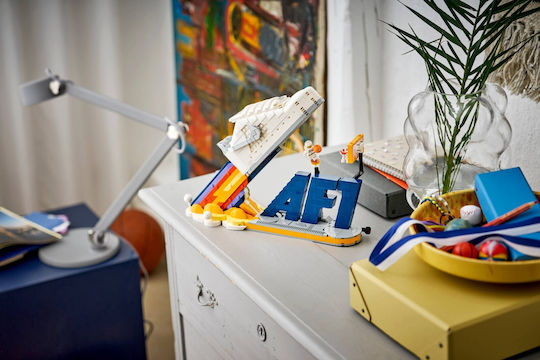 LEGO Ediții Nike Air Force 1 x Lego pentru 12+ Ani 1093 buc