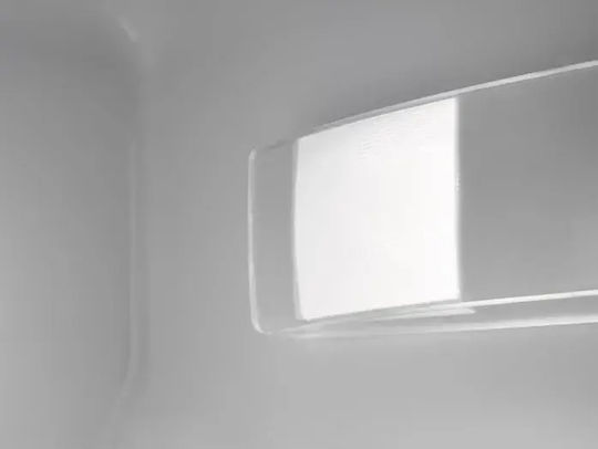 Electrolux Εντοιχιζόμενο Mini Bar 110lt Υ81.9xΠ59.6xΒ54.7εκ. Λευκό LFB3AE82R