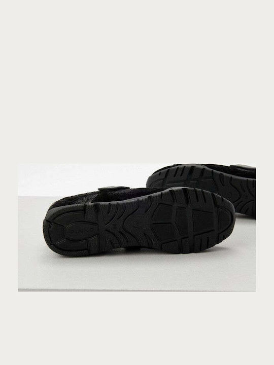 Adidași pentru femei negri