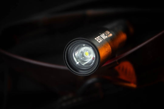 Speras Rechargeable LED Flash Light IP68 with Maximum Brightness 700 Lumen