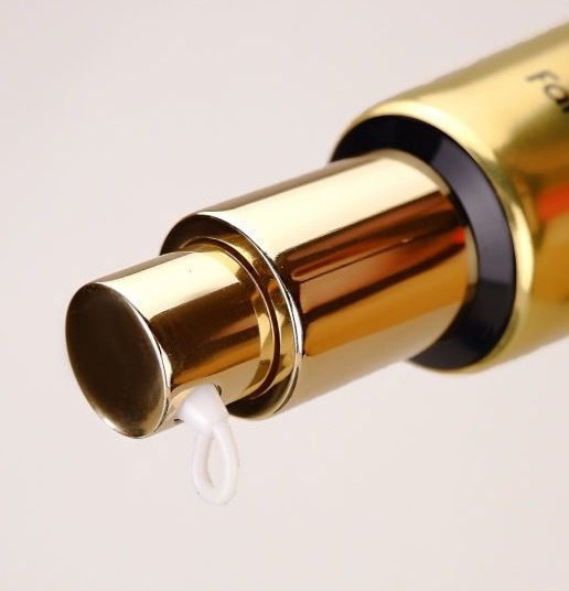 Farmstay Peptide9 Cremă de Ochi Super Vitalizantă Anti-riduri cu Peptide 50ml